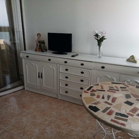 Apartamento En Albufereta Con Vistas Al Mar Apartment อาลิกันเต ภายนอก รูปภาพ
