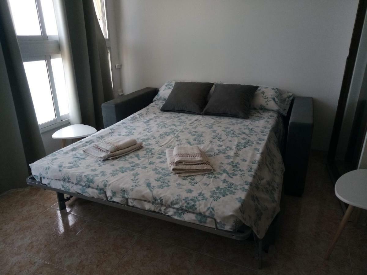 Apartamento En Albufereta Con Vistas Al Mar Apartment อาลิกันเต ภายนอก รูปภาพ